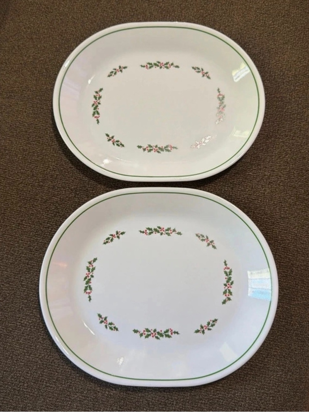 2 Corelle Winter Holly Serving Platters, 90s Christmas Dinnerware